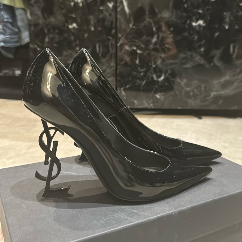 Saint Laurent heels